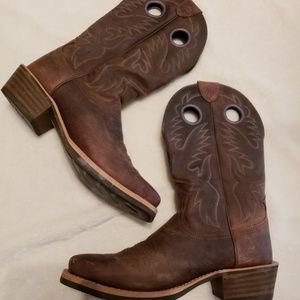Ariat Heritage Roughstock Cowboy Boots